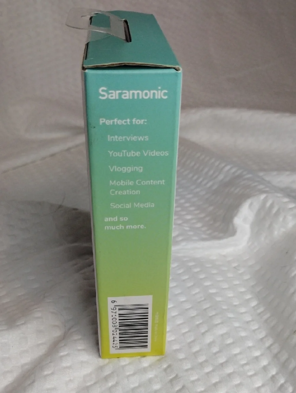 Saramonic LavMicro U1A Lavalier Microphone - White & Teal Box